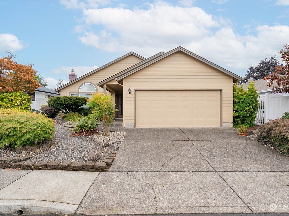 1st image of 3209 SE 153rd Avenue