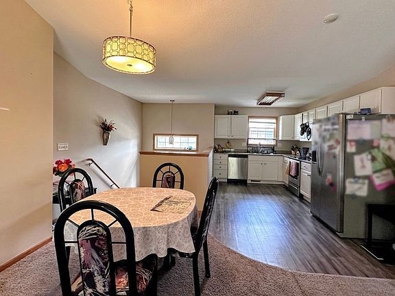 3rd image of 2058 Northland Cir