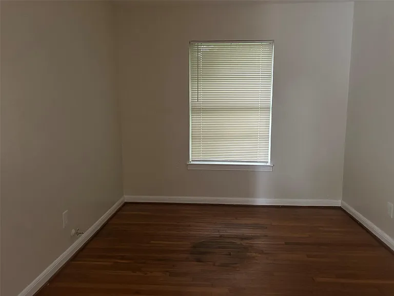 7655 El Rancho St — Photo 11