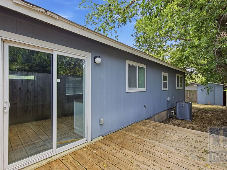 1103 Booker Ave #A — Photo 18