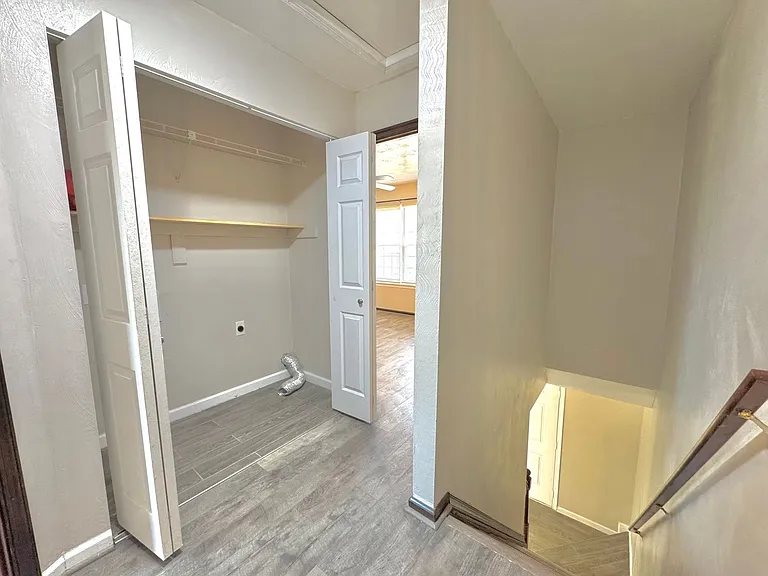 1037 Still Harbor Cir — Photo 9