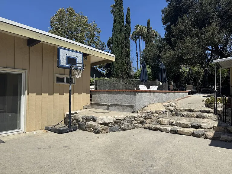 3719 Altura Ave — Photo 5
