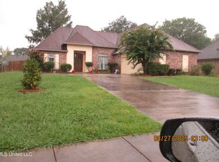 413 Ashtree Ln, Madison, MS 39110