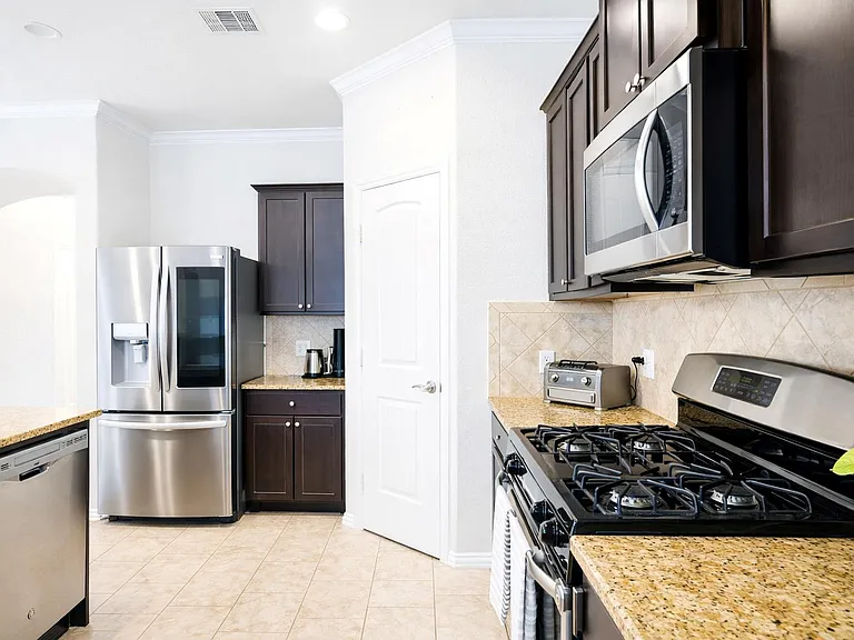 10012 Epic Knoll Dr — Photo 12