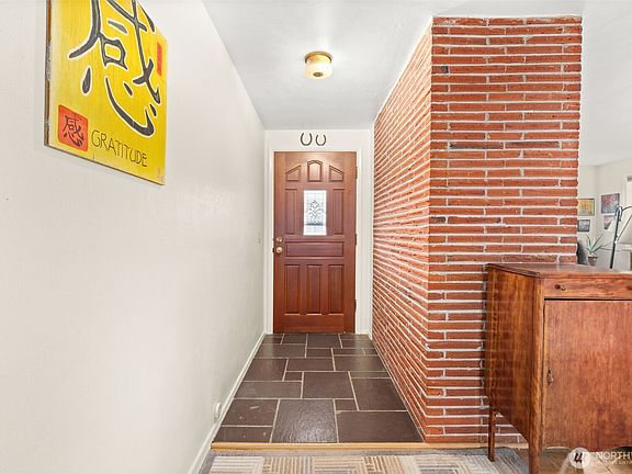 4th image of 715 Euclid Way