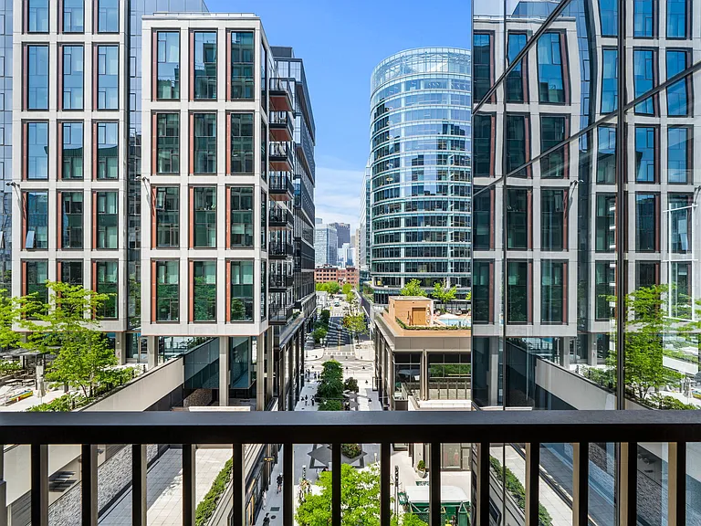 135 Seaport Blvd #705 — Photo 37