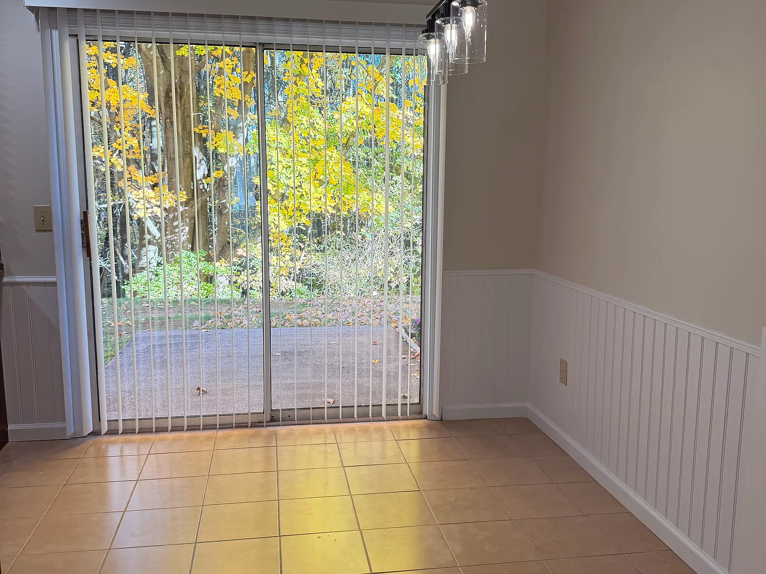 2 bed, 1.5 bath, 1200 sqft, $2,500 — Photo 4