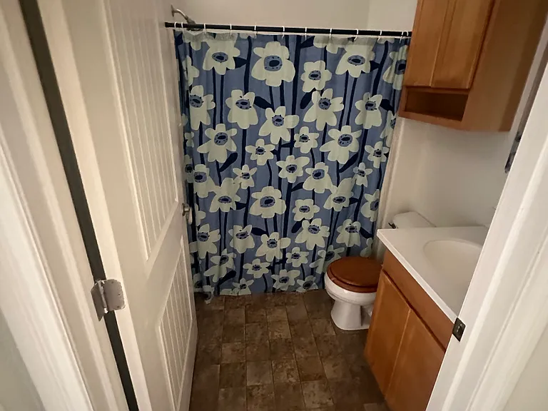609 Central Ave #35 — Photo 4
