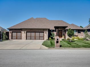 2901 E Chinkapin St, Springfield, MO 65804