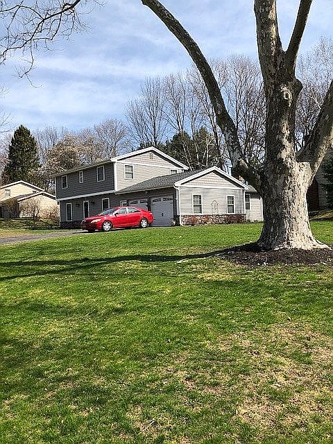 2nd image of 6 Gladbrook Rd