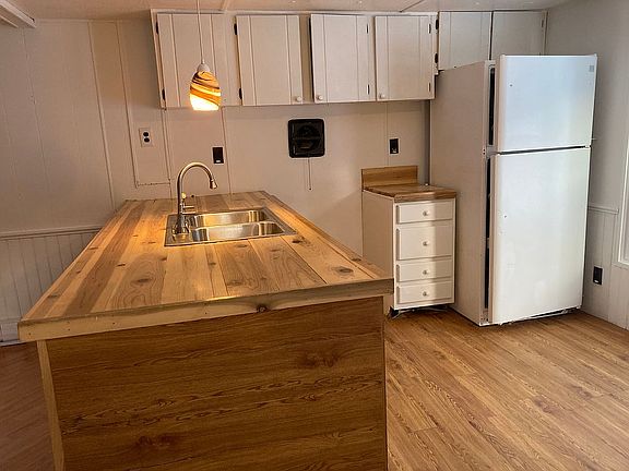 Cupboard space, fridge