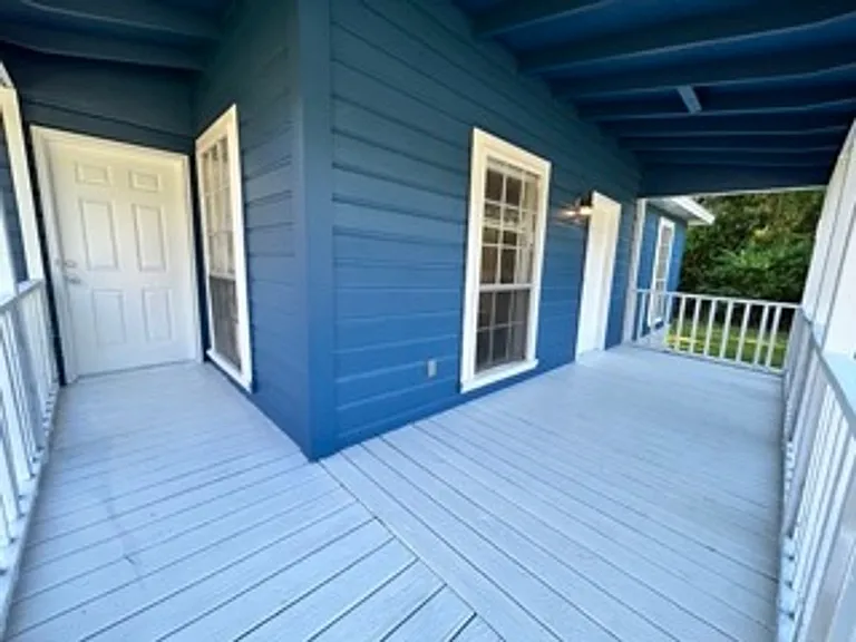 212 Lawler Ave — Photo 23