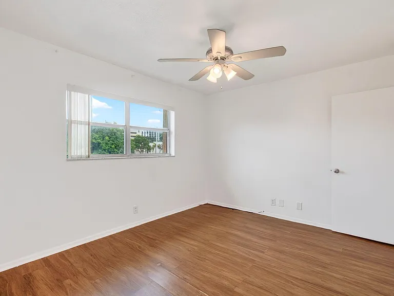 500 SW 2nd Ave #211 — Photo 22