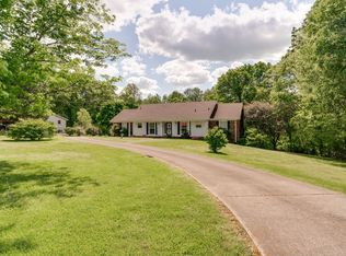 2406 Gideon Rd, Greenbrier, TN 37073