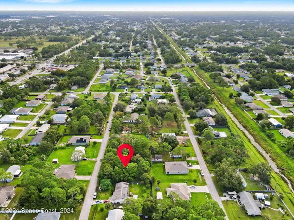 274 Cactus St SE, Palm Bay, FL 32909