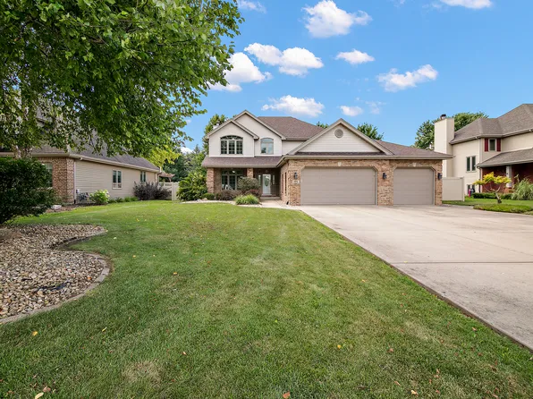 155 Barrington Dr, Bourbonnais, IL 60914