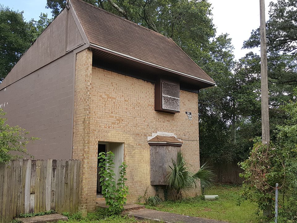 1st image of 155 Diego Cir