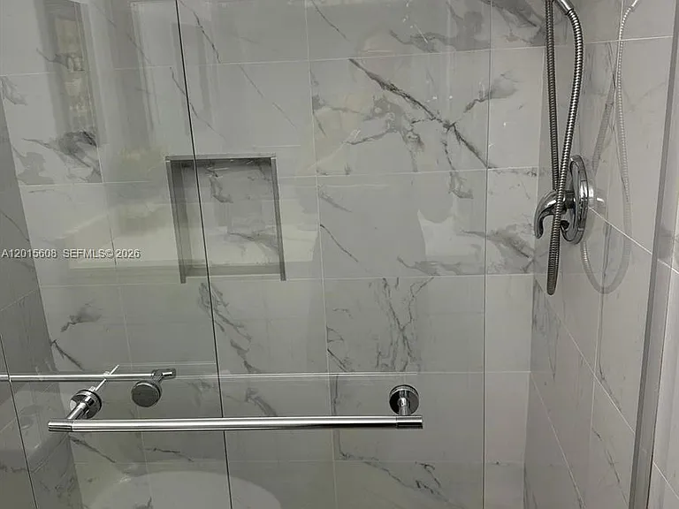 5169 Lakefront Blvd #D — Photo 13