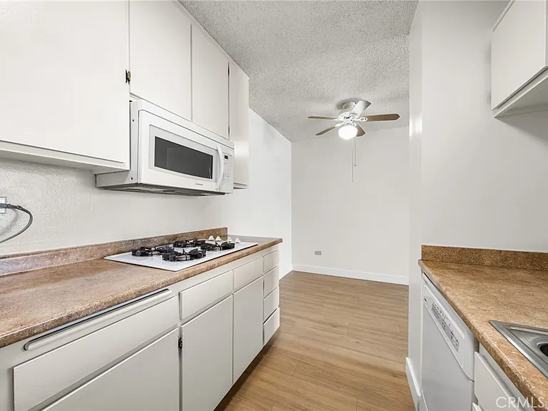 421 S La Fayette Park Pl #726 — Photo 4
