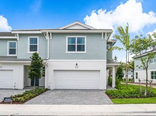 571 Parsons Way, Deerfield Beach, FL 33442