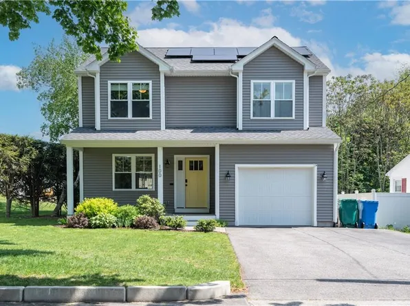 100 E View Ave, Cranston, RI 02920