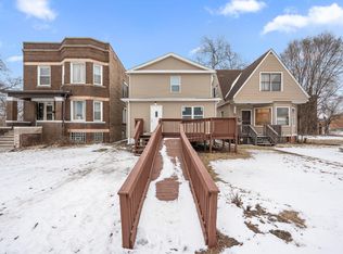 565 Jackson St, Gary, IN 46402