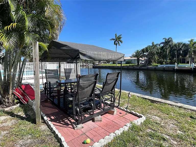 840 Pine Dr #103 — Photo 25