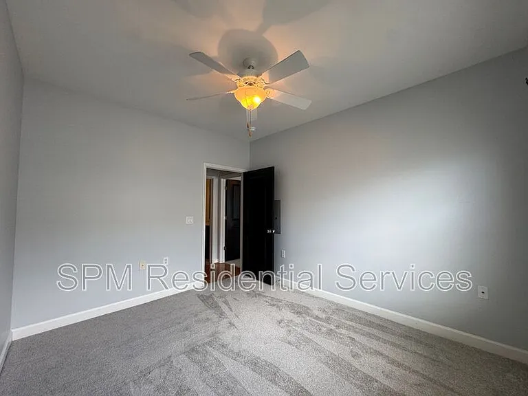 618 Condo Club Dr #307 — Photo 11