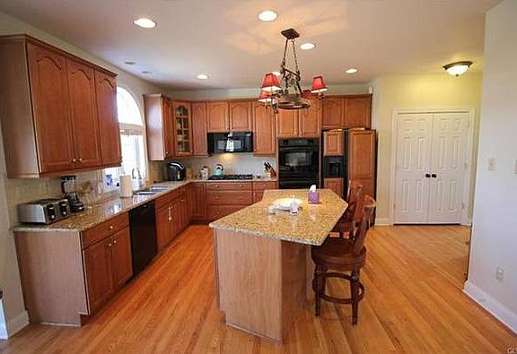 5th image of 1539 Jakes Pl