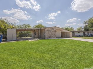110 Rock Valley Dr, San Antonio, TX 78227