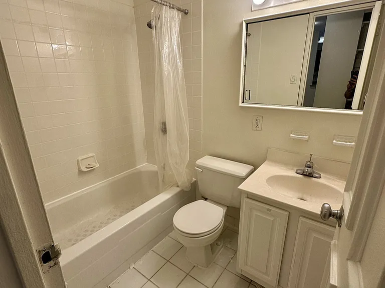 175-179 Freeman St #U522 — Photo 8