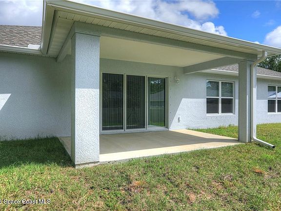 4th image of 426 Lanfair Ave