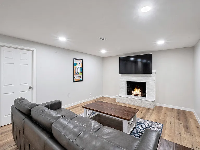1530 W South Jordan Pkwy — Photo 25