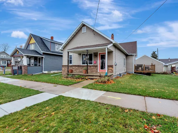 204 E 8th St, Kaukauna, WI 54130
