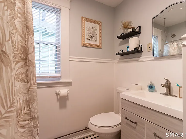 76 Gridley St #2 — Photo 26