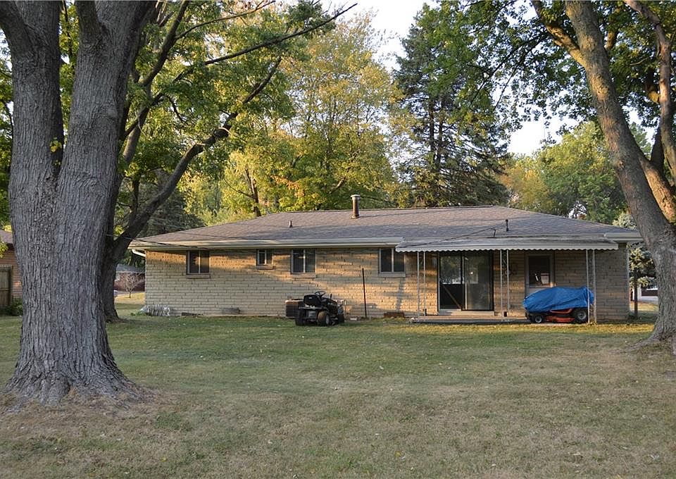 2nd image of 6403 W Ray St