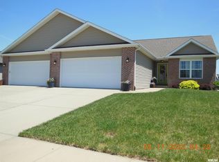 2906 Cindy Ln, Springfield, IL 62711