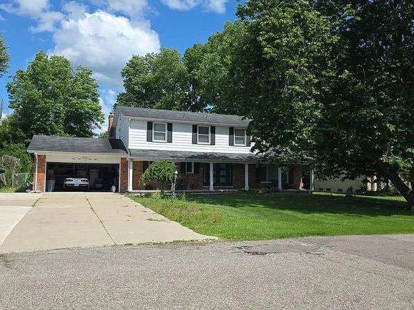 6949 Cottonwood Knl, West Bloomfield, MI 48322