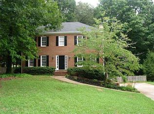 3881 Mill Glen Dr, Douglasville, GA