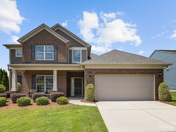 2nd image of 1036 Squire Dr