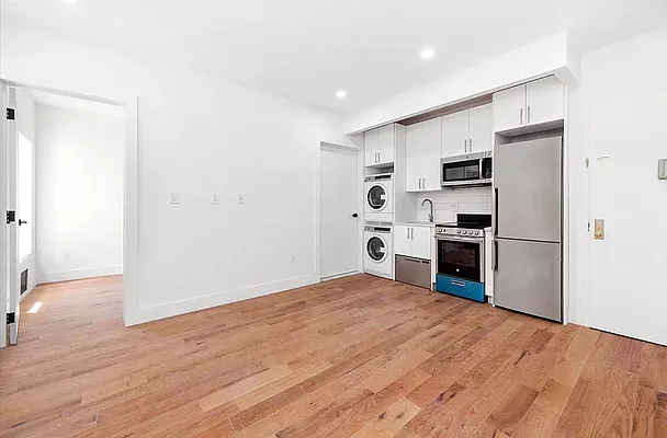 Rented by Corcoran | media 2