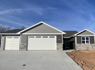 W2356 Ethan Dr, Appleton, WI 54913