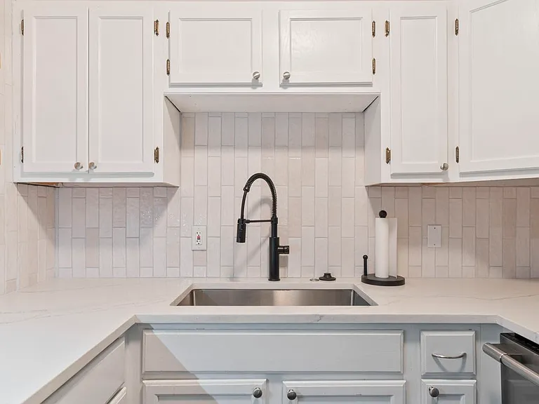 2116 Hobbs Rd #C2 — Photo 19