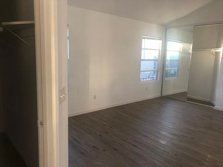 1351 Heatherfield Way — Photo 14
