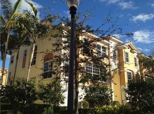 5550 NE Trieste Ter, Boca Raton, FL 33487