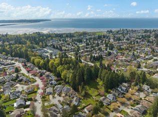 16249 10th Ave, Surrey, BC V4A1A7