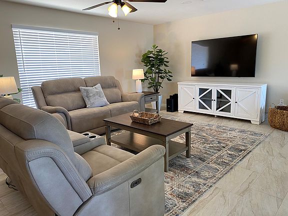 5th image of 10941 W Tropicana Cir