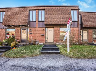 890 Cahill Dr W #10, Ottawa, ON K1V9A4