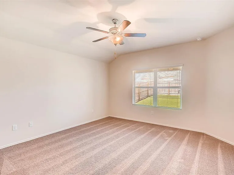 121 Andesite Trl — Photo 6