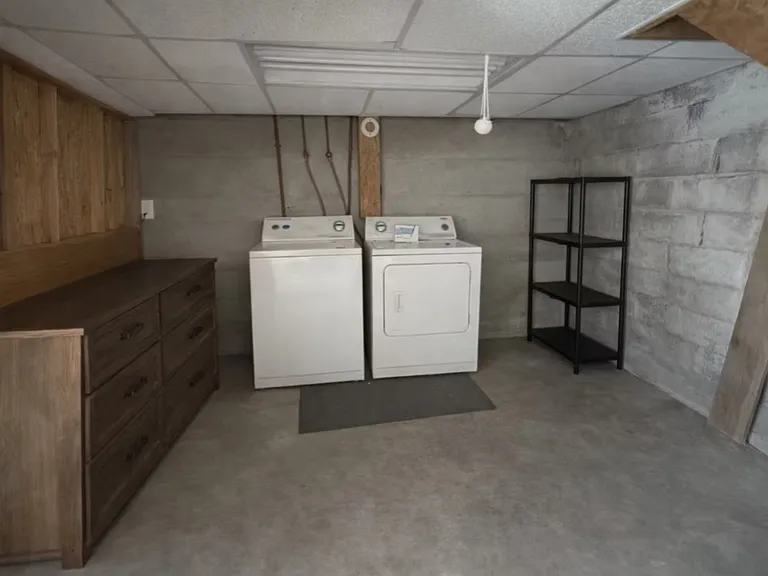924 Ash St #101 — Photo 2